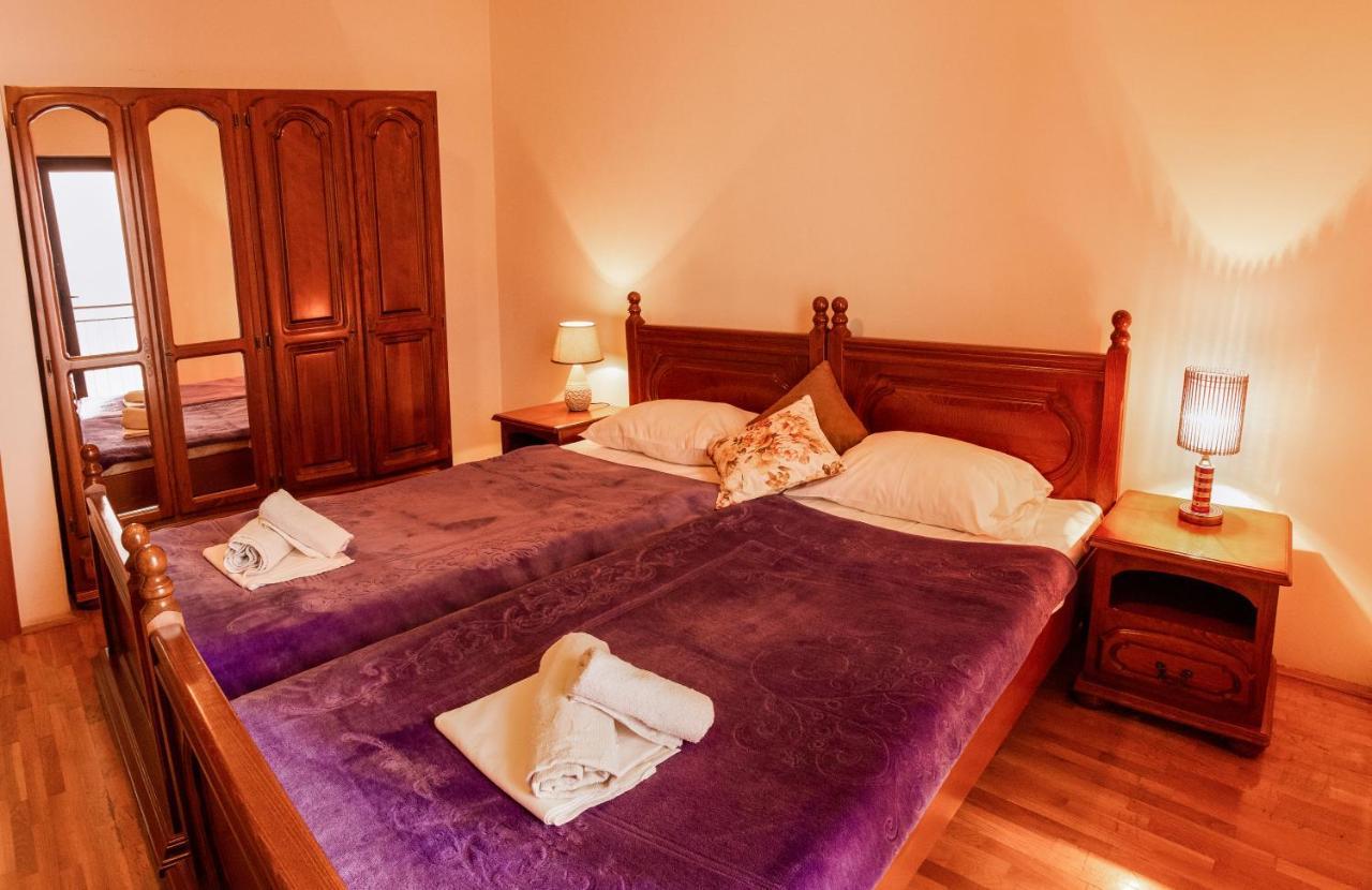 Apartments And Rooms Marija Будва Екстериор снимка